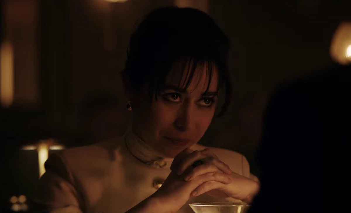 sofia falcone en el pingüino