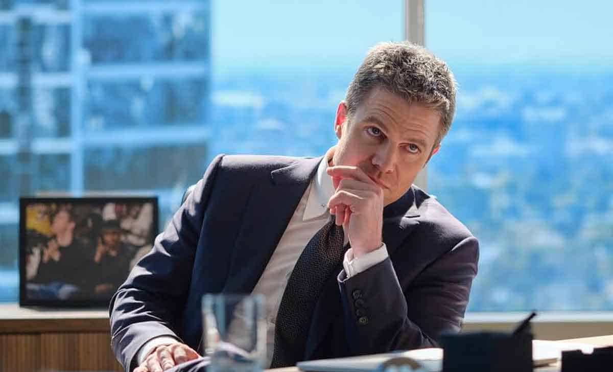 stephen amell en suits: l.a.